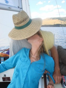 kiss on sailboat