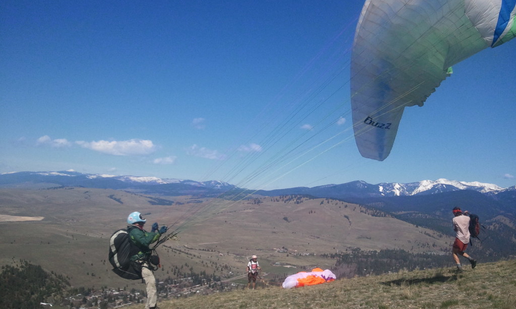 rob paragliding with rattlesnake mountains in background - on the horizon line blog