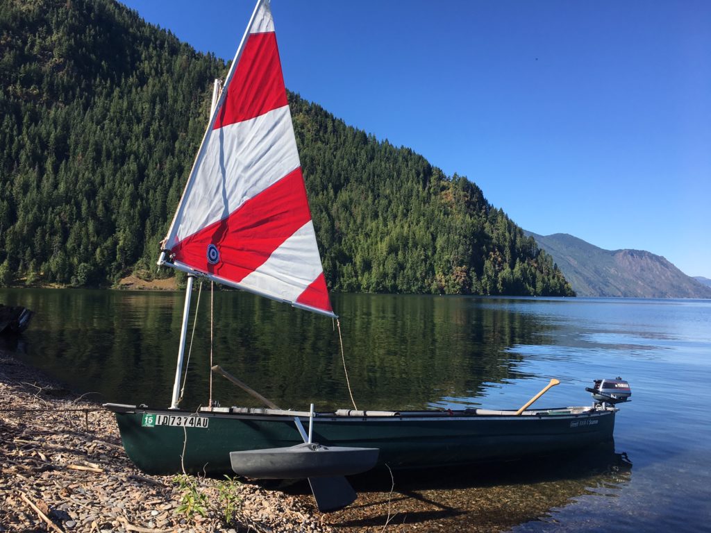 scanoe with sail rig